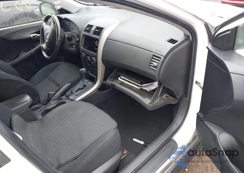 2009 Toyota Corolla S z USA, uszkodzony, nr VIN 1NXBU40E59Z156696